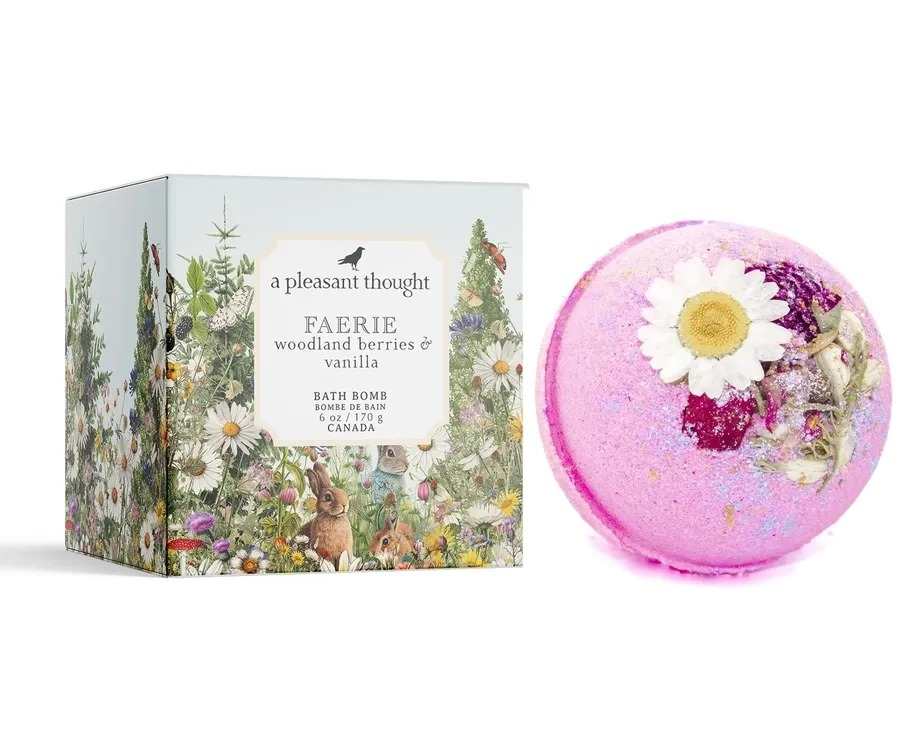 A Pleasant Thought Faerie Woodland Berries & Vanilla Bath Bomb 6oz